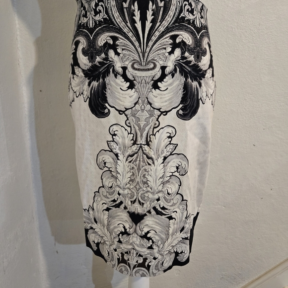 New York & Company Dresses & Skirts - New York & Company Black and White Pencil Skirt Size 0